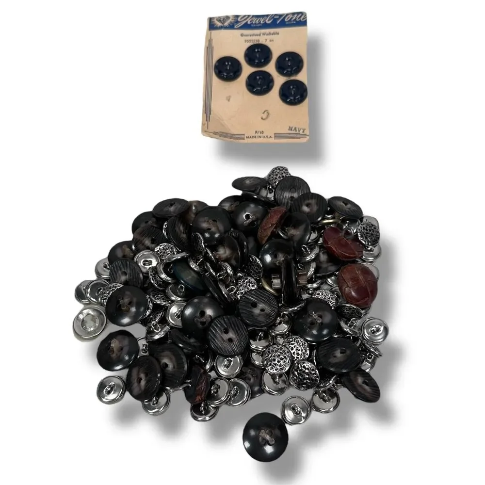 Vintage Mismatched Loose Button Lot Some Full Sets Variety Colors Sizes Sewing‎